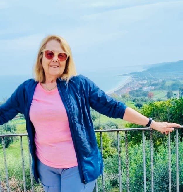 ELIANA MUTIO ESCRITORA